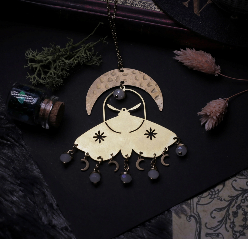 Maxi collier pendentif papillon en laiton - Noémie zomby