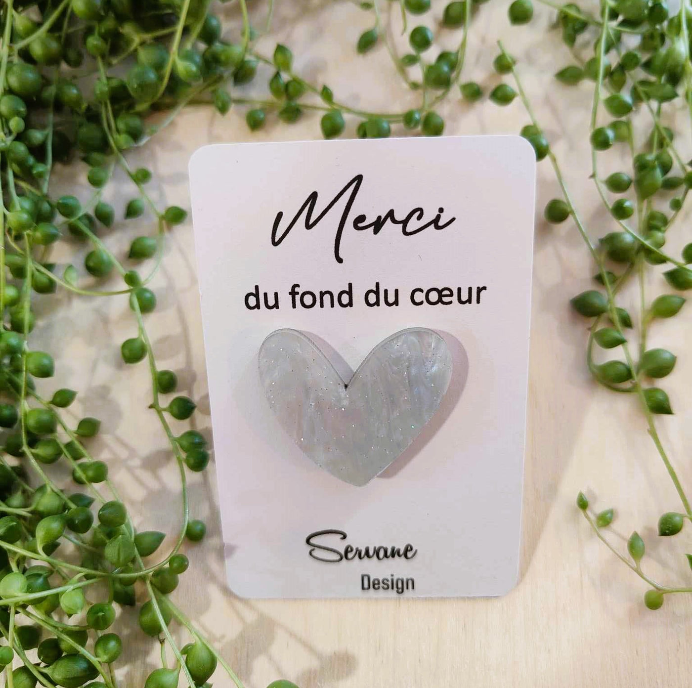 Pin's "Merci de tout mon coeur" - bleu ciel nacré