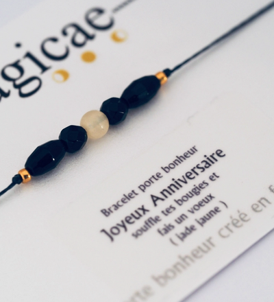 Bracelet porte bonheur "JOYEUX ANNIVERSAIRE" - Magicae